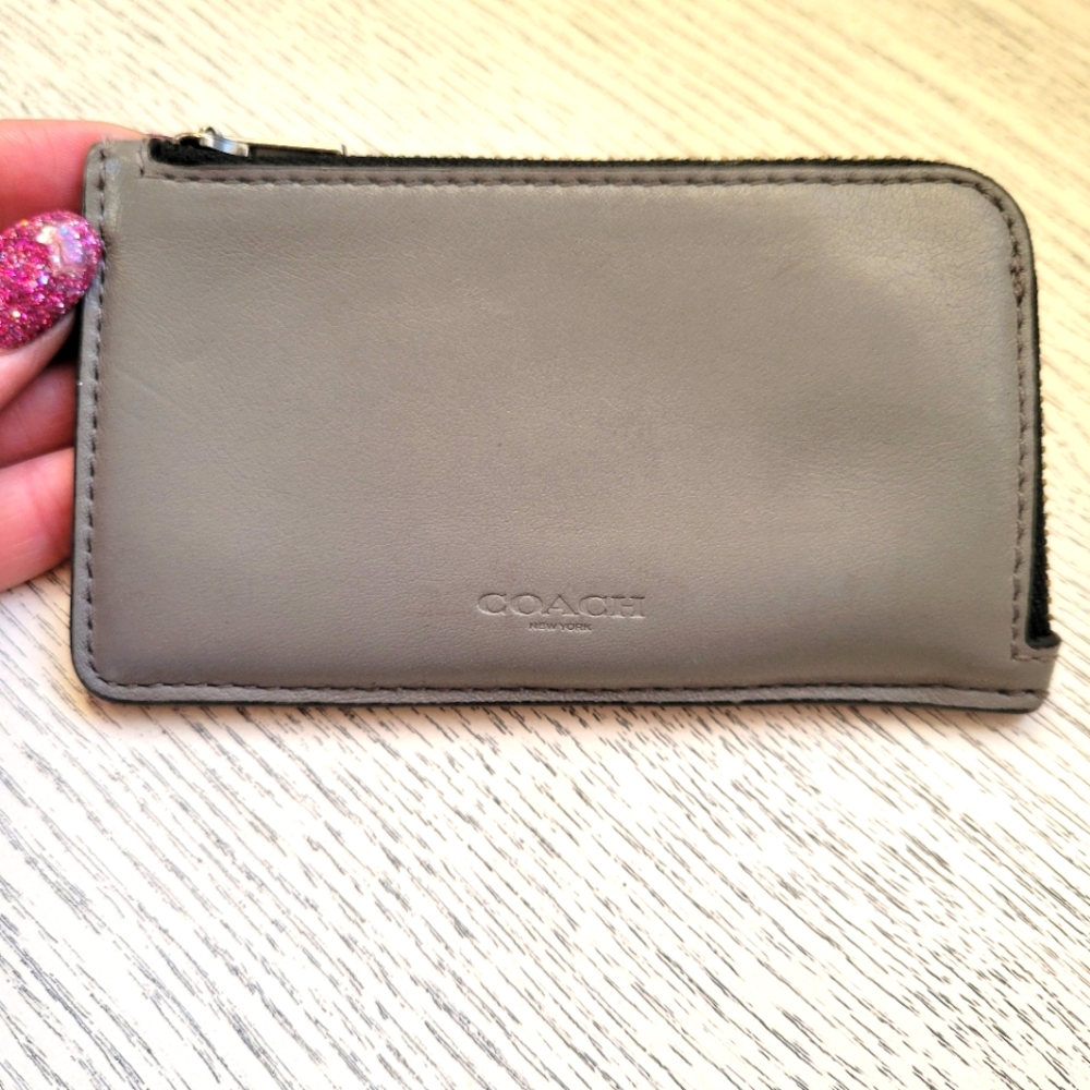 Coach zip card holder